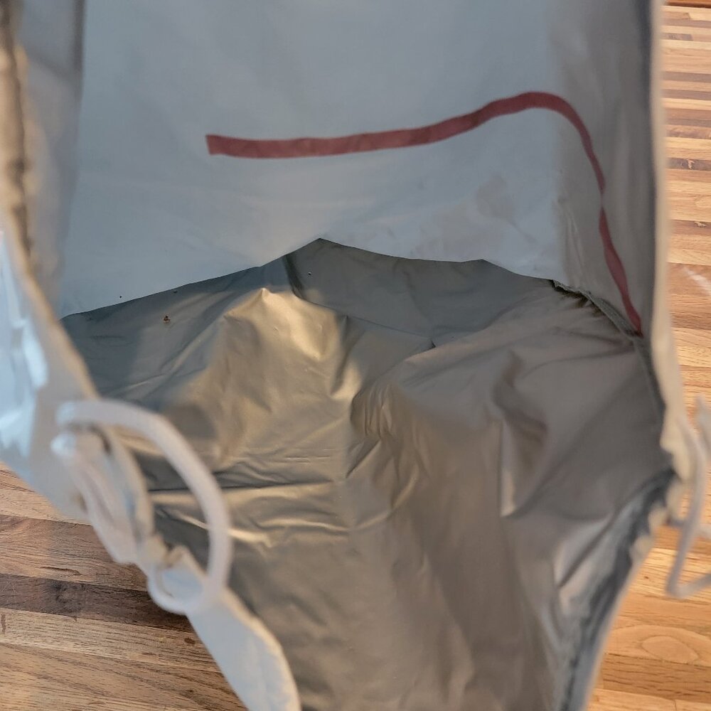Prada Shoe Protective Cover Duster Bag/Travel Bag. with a red logo. - Picture 7 of 9